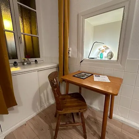 Le Petit Cafe - Centre Ville, Parking Gratuit Apartment